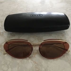 New RAEN Musing Light Gold Cinnamon 52 Women’s Sunglasses